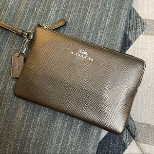 NWT! Coach wristlet